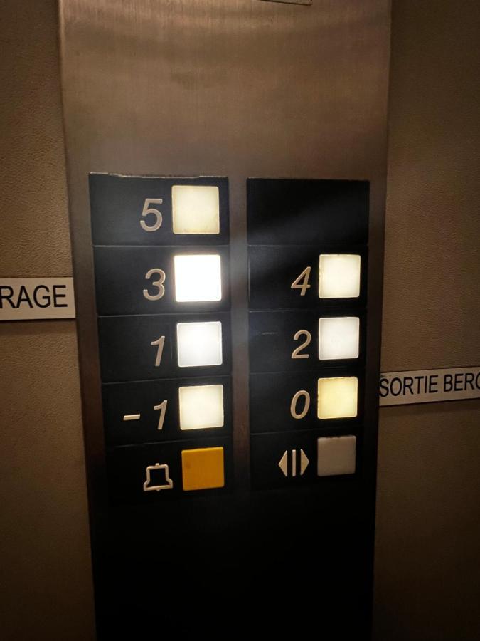 Palais 5Min Luxury&Cinema Studio Cannes Buitenkant foto