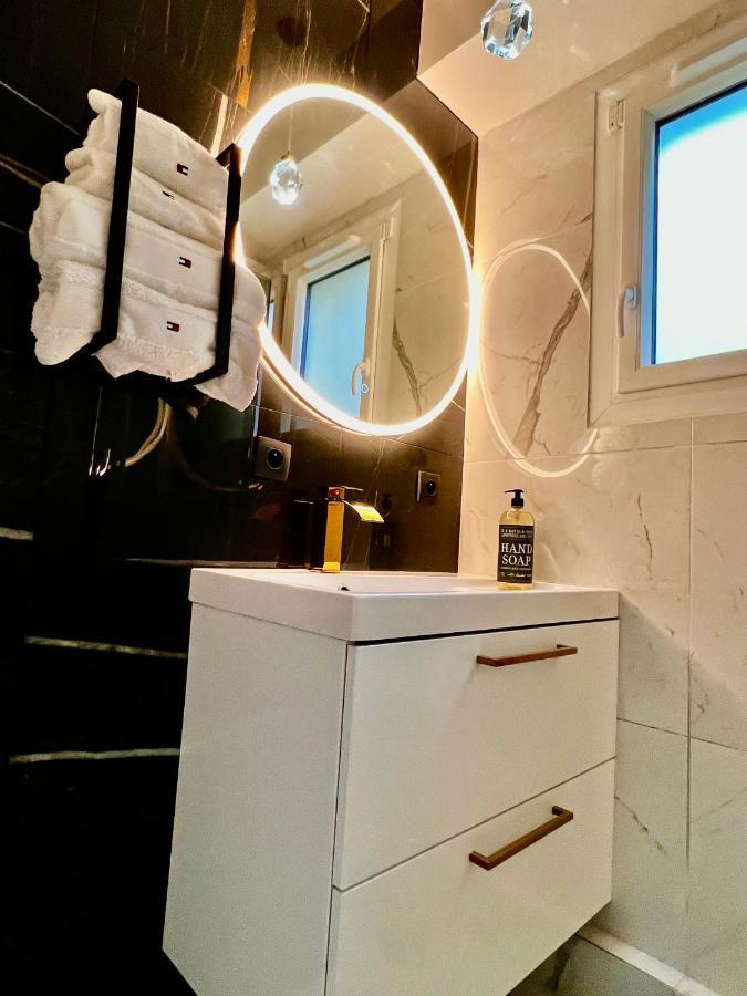 Palais 5Min Luxury&Cinema Studio Cannes Buitenkant foto