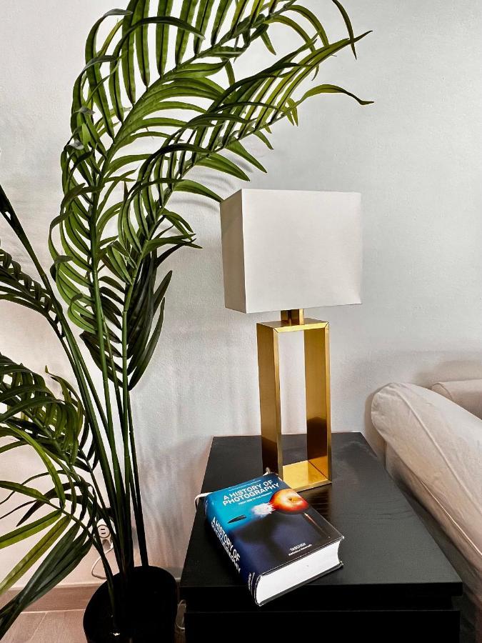 Palais 5Min Luxury&Cinema Studio Cannes Buitenkant foto