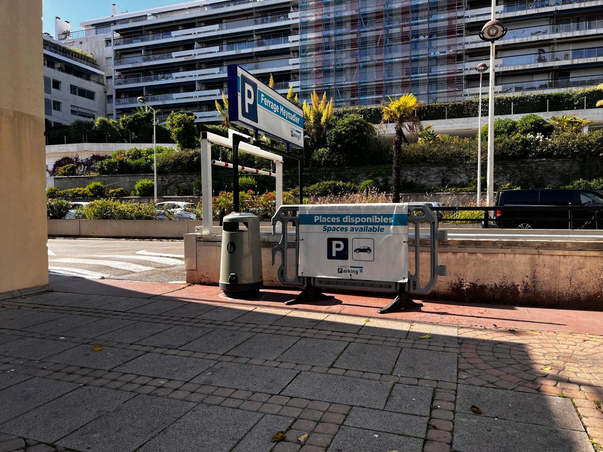Palais 5Min Luxury&Cinema Studio Cannes Buitenkant foto